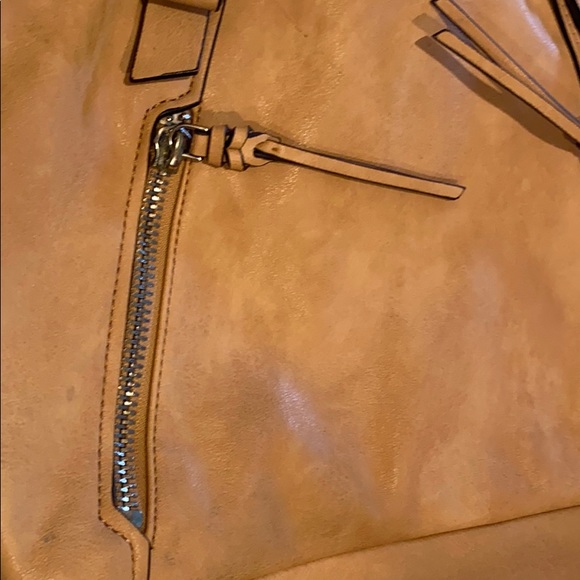 BCBGeneration Tan Purse - Picture 3 of 6